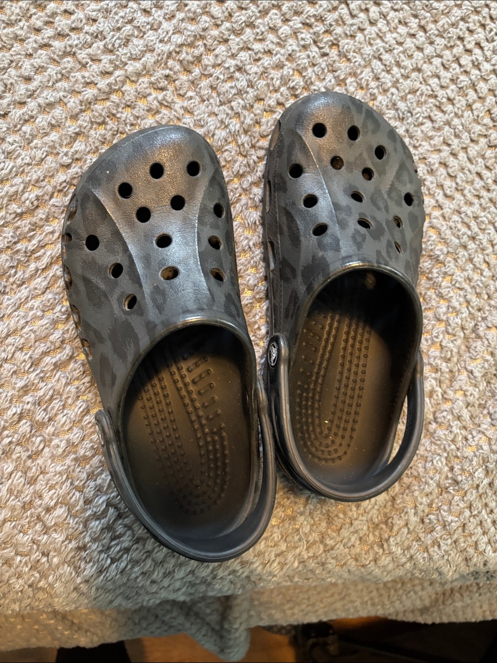 Womens size M5 W7 Black Gray Camo Comfort Clog Shoes
